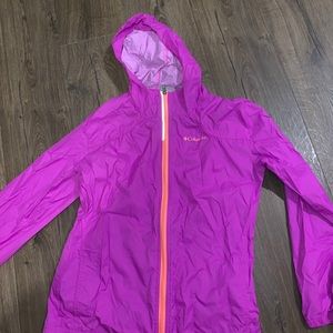 Columbia raincoat! Kids size XL fits women’s Small